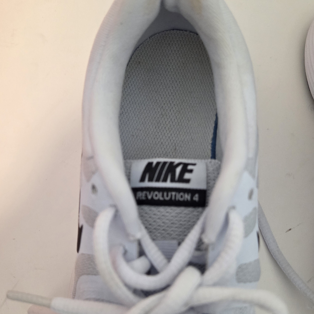 Nike Revolution 4 Low Textile Trainers Light Blue SZ 6 - Picture 10 of 16